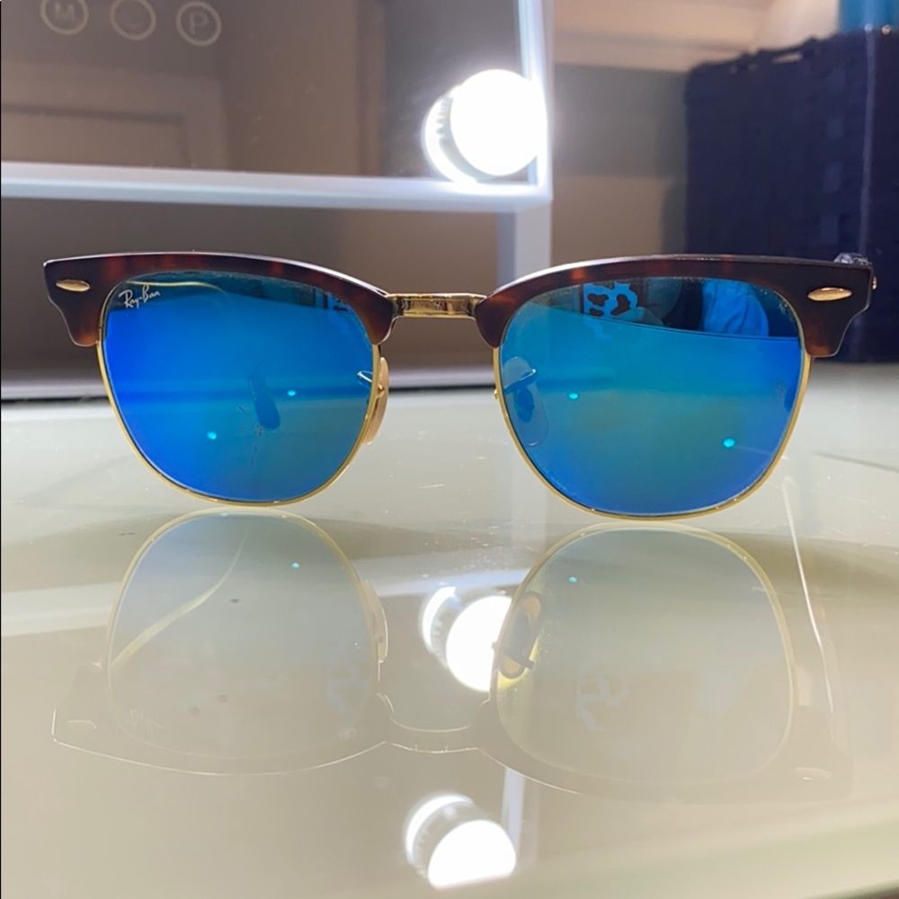 Ray-Ban Clubmaster Flash Lens with Tortoise frame